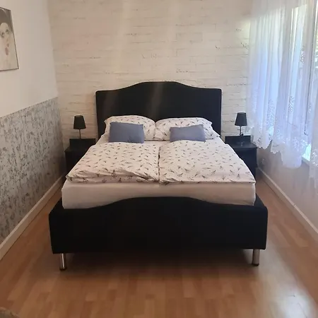 Проживание в семье Krzys